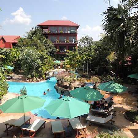Elephant Blanc Phnom Penh Zewnętrze zdjęcie