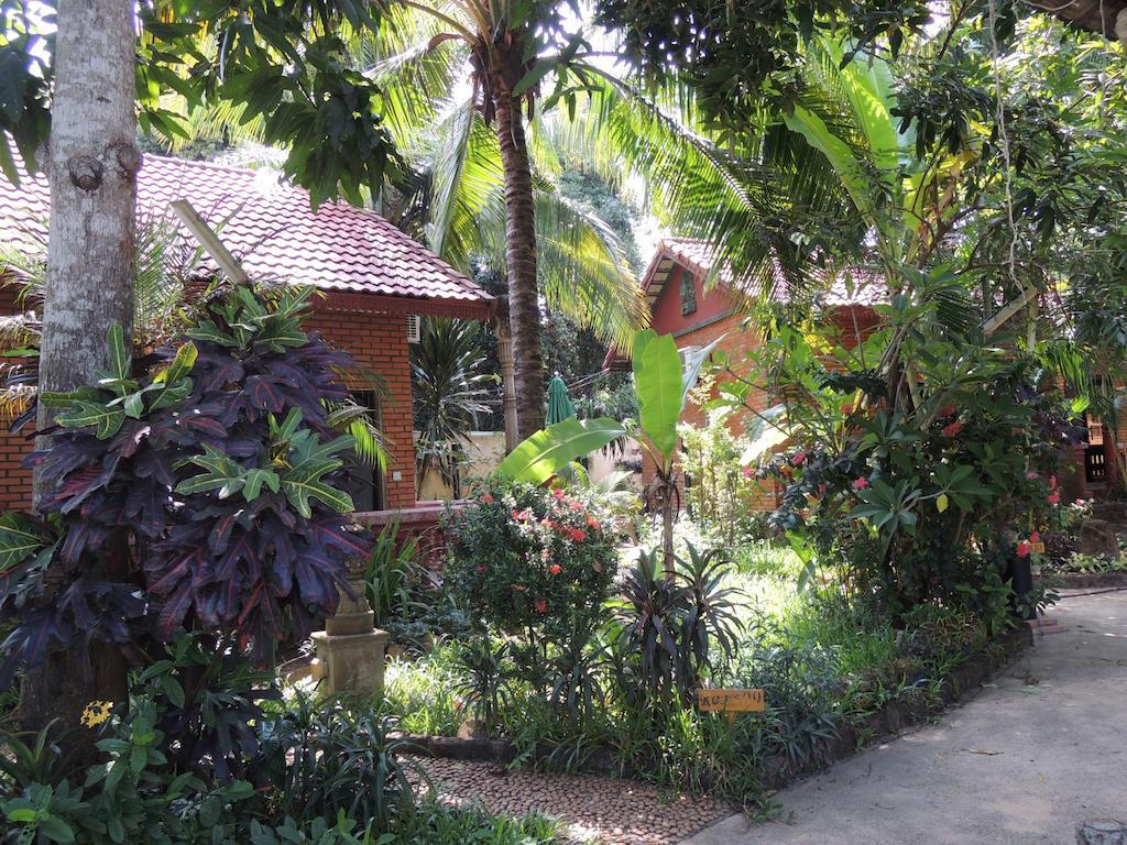 Elephant Blanc Phnom Penh Zewnętrze zdjęcie